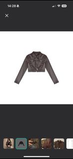 (Category: ) located in . Submitted by Charcat.Closet (Listing ID 1379390068, Image 1). Description: .