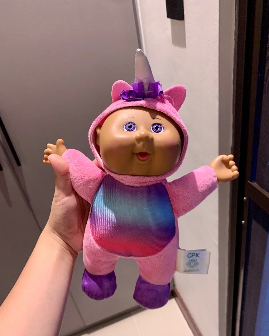 Cabbage Patch Kids Collectible 10" Doll 😍💋💕 (Category: Plushies & Soft Toys) located in Paranaque City. Submitted by ol.authentic.ph (Listing ID 1379439701, Image 1). Description: .