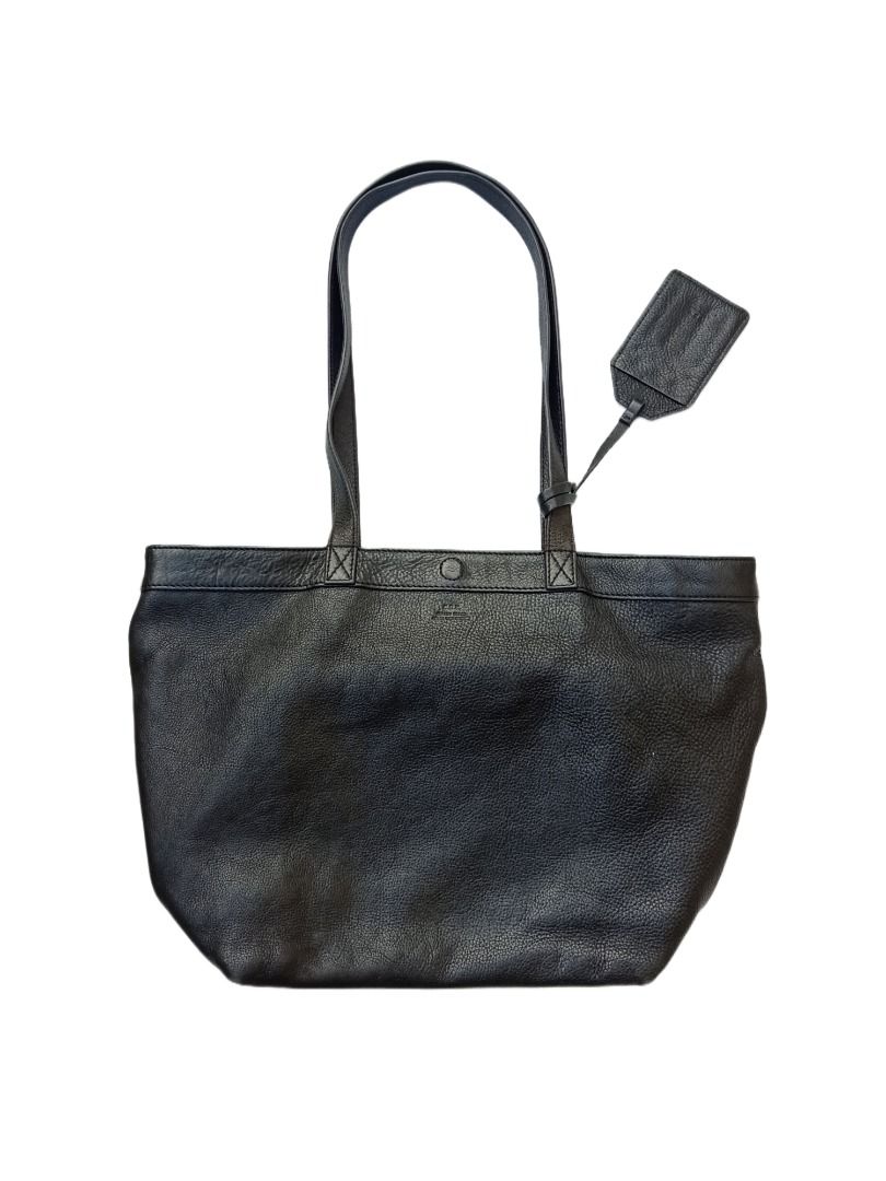 CBK Soft Leather Shoulder Tote Bag (Category: Shoulder Bags) located in Los Banos. Submitted by handpickedbargains (Listing ID 1379430707, Image 1). Description: CBK Soft Leather Minimalist Shoulder/Tote Bag Approximately 11" in Height and 17" Width DM For Faster Transaction .
