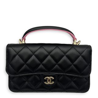 (Category: ) located in . Submitted by carousellluxury (Listing ID 1379418224, Image 1). Description: .