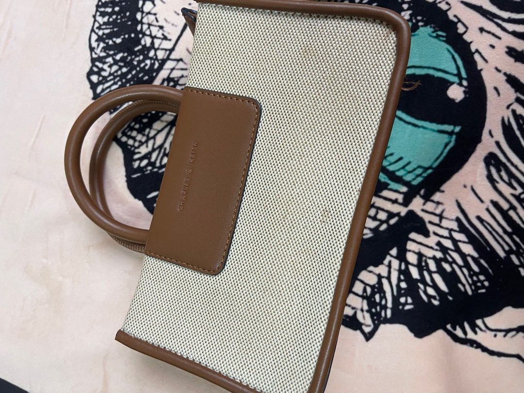 Charles and Keith Small Bag (Category: Cross-body Bags) located in Quezon City. Submitted by mythingsandeverything (Listing ID 1379397653, Image 2). Description: .