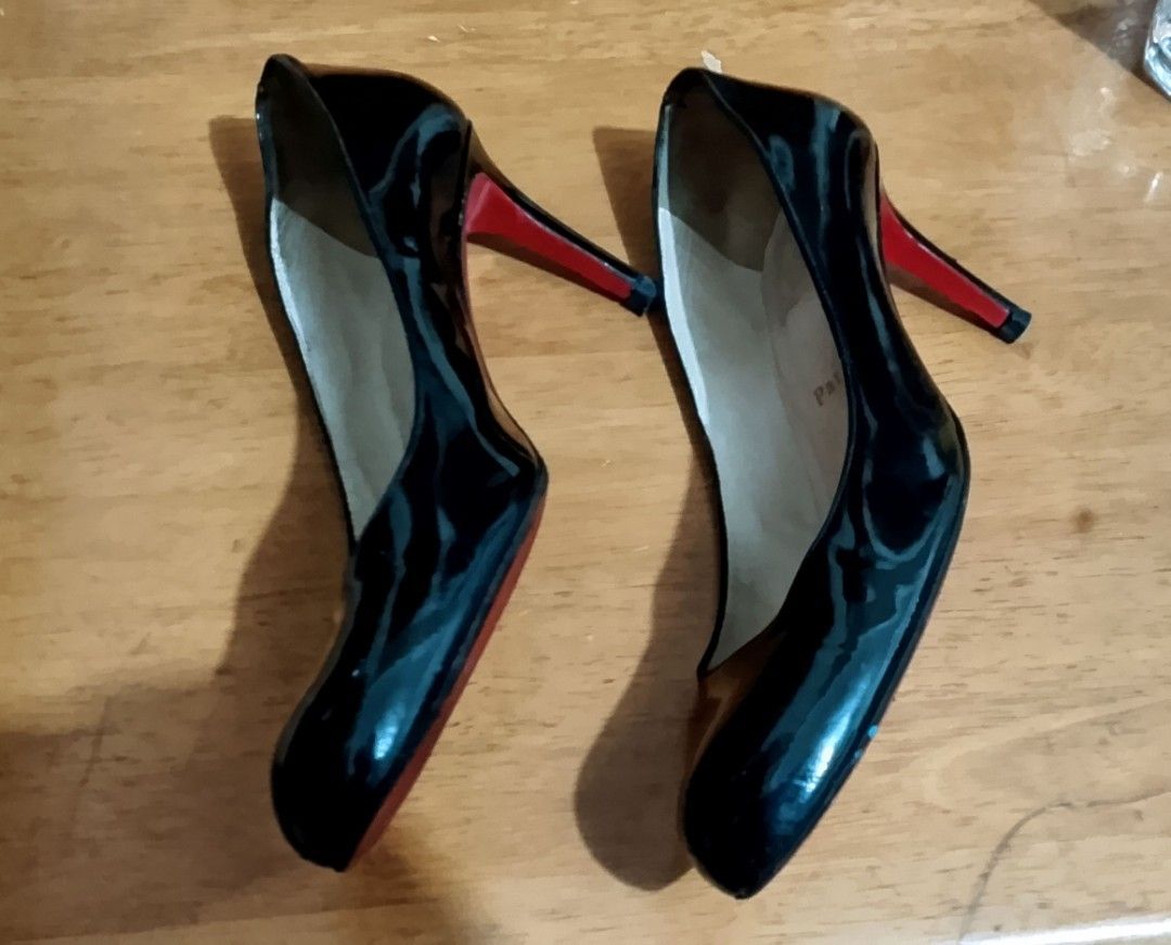 Christian louboutin (Category: Heels) located in Manila. Submitted by meadow_collection123 (Listing ID 1379491704, Image 1). Description: For sell my Christian louboutin. also if you have any question about this shoe im open to ask, thank you!!.
