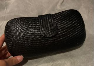 (Category: ) located in . Submitted by hellobebe (Listing ID 1379496133, Image 1). Description: .