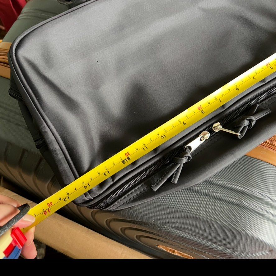Computer Bag （分類：桌上電腦）位於 Hong Kong。 由 pwunnn 提交（商品編號 1379418010，圖片 2）。簡介： Sf fee included 。