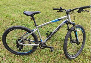 (Category: ) located in . Submitted by quicksale565 (Listing ID 1379442387, Image 1). Description: .
