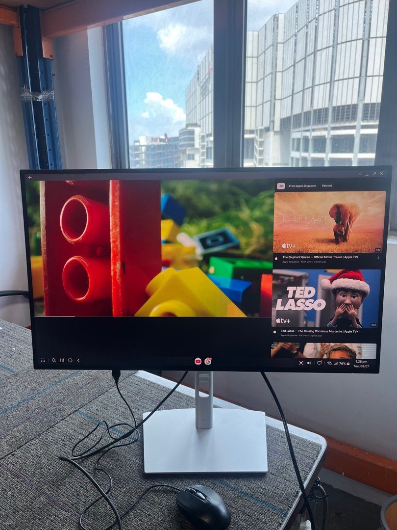Dell U2722DE Ultra Sharp QHD IPS USB-C Monitor | Resolution (QHD 2560x1440 at 60Hz IPS) | Ports Available ( 1x HDMI, 2x DP , 1x type C Power Delivered 90W , 4x USB 3.2) | Comes With Original Box Pack |Stock =2 Units (Category: Monitor Screens) located in Singapore. Submitted by roseleetechsg (Listing ID 1379380324, Image 1). Description: <> Screen Size: 27 inches <> Manufactured Date: April 2023 <> Panel Type: IPS (In-Plane Switching) <> Resoluti