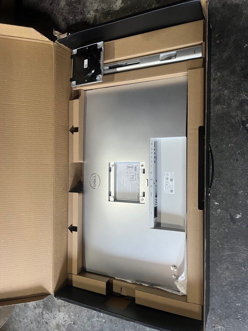 Dell U2722DE Ultra Sharp QHD IPS USB-C Monitor | Resolution (QHD 2560x1440 at 60Hz IPS) | Ports Available ( 1x HDMI, 2x DP , 1x type C Power Delivered 90W , 4x USB 3.2) | Comes With Original Box Pack |Stock =2 Units (Category: Monitor Screens) located in Singapore. Submitted by roseleetechsg (Listing ID 1379380324, Image 2). Description: <> Screen Size: 27 inches <> Manufactured Date: April 2023 <> Panel Type: IPS (In-Plane Switching) <> Resoluti