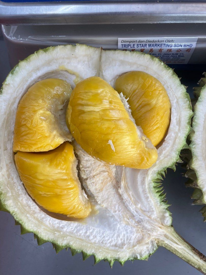 Durian Stalls at Geylang/Katong for Takeover (Category: Property - Others) located in Singapore. Submitted by dennistanby (Listing ID 1379381533, Image 3). Description: Durian stall along Tanjong Katong / Geylang Road for Takeover 1. Strategic location 2. Cheap rental 3. Durable well built durian rack with individual electrical panel 4. LED advertising lights box 5. Digital weighing machine 6. Takeover fee is included rental deposit Kindly contac