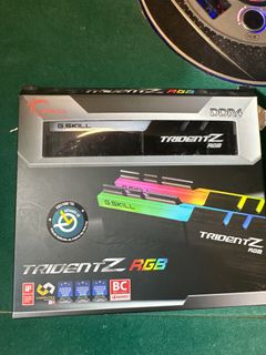 （分類：）位於 。 由 herschely 提交（商品編號 1379479650，圖片 1）。簡介： 。
