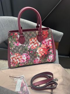 (Kategori: ) berada di . Dikirim oleh razhbags (ID iklan 1379424870, Gambar 1). Deskripsi: .