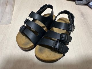 由 zora112233 (刊登 ID 1379497906，圖片 1) 提交，位於 的 (類別：)，說明：。
