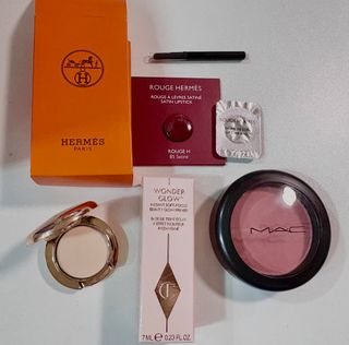 （分類：）位於 。 由 llesarac 提交（商品編號 1379463690，圖片 1）。簡介： 。