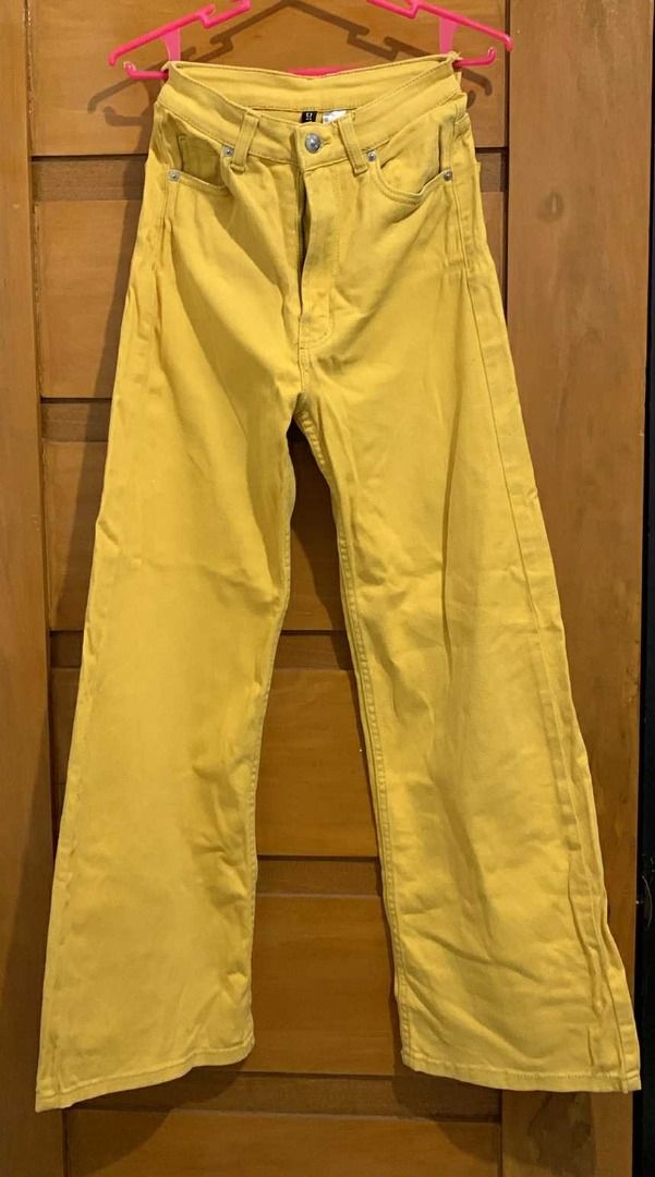 h&m yellow retro wide leg pants (Category: Jeans) located in Manila. Submitted by marie017 (Listing ID 1379471488, Image 1). Description: rfs: decluttering still in a mint condition!.