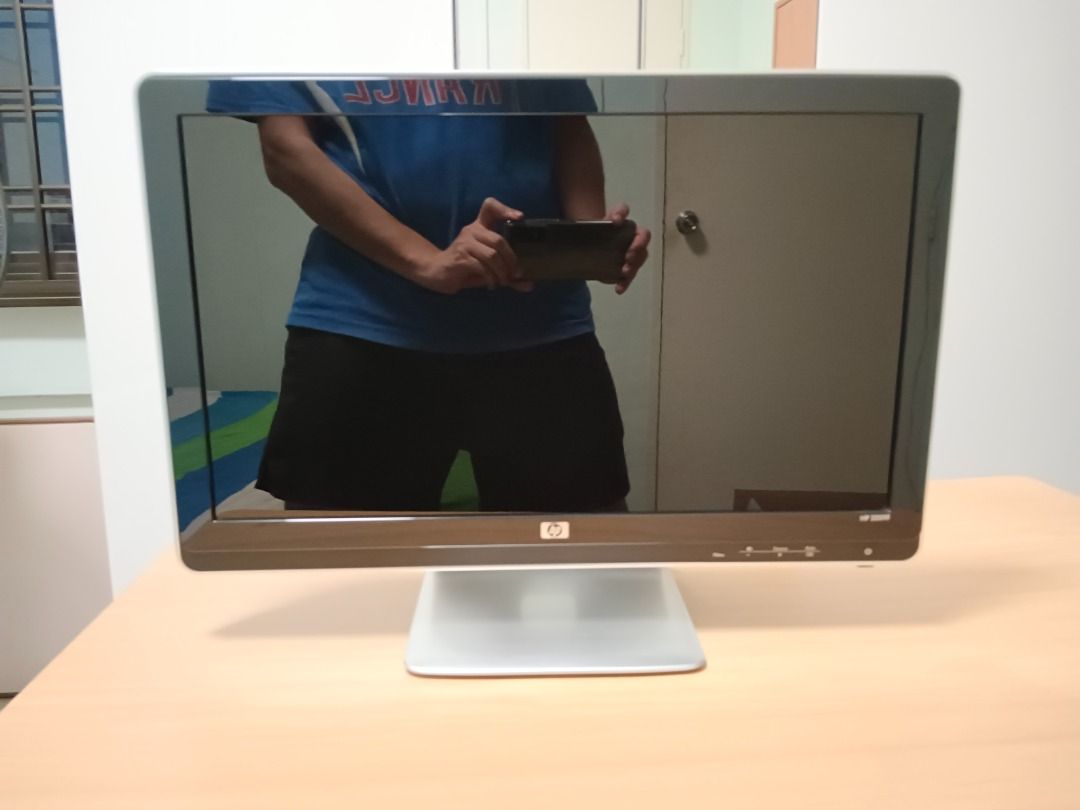 HP 2009f 20'' LCD Monitor63224765070594112