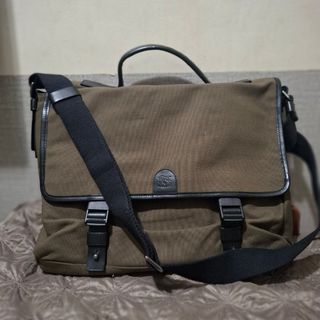 (Category: ) located in . Submitted by jjprelovedcollections2 (Listing ID 1379509886, Image 1). Description: .