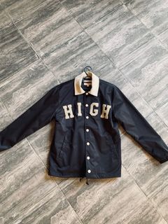 (Category: ) located in . Submitted by rizzythrift (Listing ID 1379341291, Image 1). Description: .