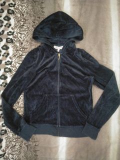 (Category: ) located in . Submitted by thriftnibienz (Listing ID 1379484509, Image 1). Description: .