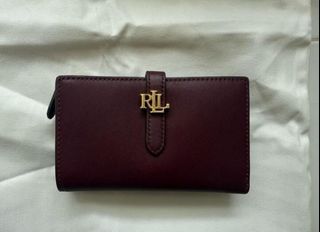 (Category: ) located in . Submitted by rad.rahim (Listing ID 1379340542, Image 1). Description: .