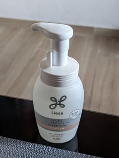 Liese 曲髮定型泡沫 wave styling foam64244471307523110