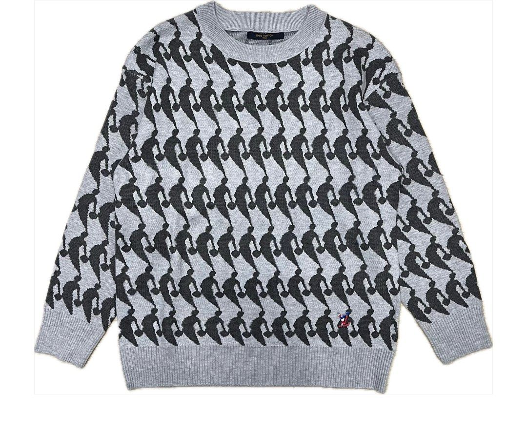 LOUIS VUITTON X NBA KNIT SWEATER (Category: Luxury Apparel) located in Baguio. Submitted by donedeal_2600 (Listing ID 1379507818, Image 1). Description: Dimes: 21x26 stretchable Condition: Like new to brand new Color rate: 10/10 Complete tags Check photos for more details No issue .