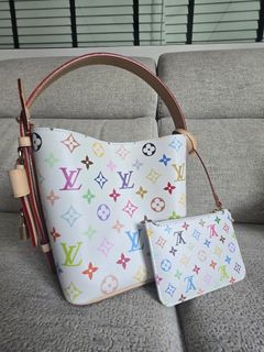 (Category: ) located in . Submitted by whimsicalshopp (Listing ID 1379451302, Image 1). Description: .