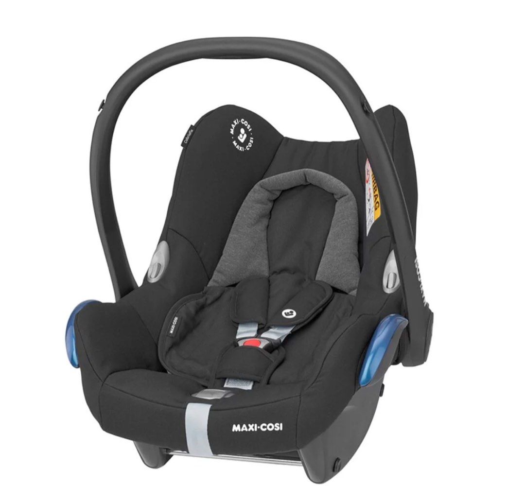 Maxi-Cosi Infant Car Seat - Black (Category: Car Seats) located in Singapore. Submitted by h02eileen (Listing ID 1379332708, Image 1). Description: Gently used Maxi-Cosi infant car seat in excellent condition. Features a comfortable design with a secure harness system. Easy to install and remove. Perfect for keeping your little one safe and secure during car rides. The seat is clean and ready to use..