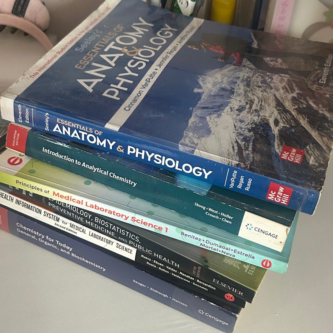 FEU Medical Technology Books (Category: Textbooks) located in Manila. Submitted by rikheecarts (Listing ID 1379401420, Image 2). Description: prices are negotiable & can offer price but no lowballing - some books are in mint condition - dm for more infos 📍sampaloc, manila rfs: need funds .
