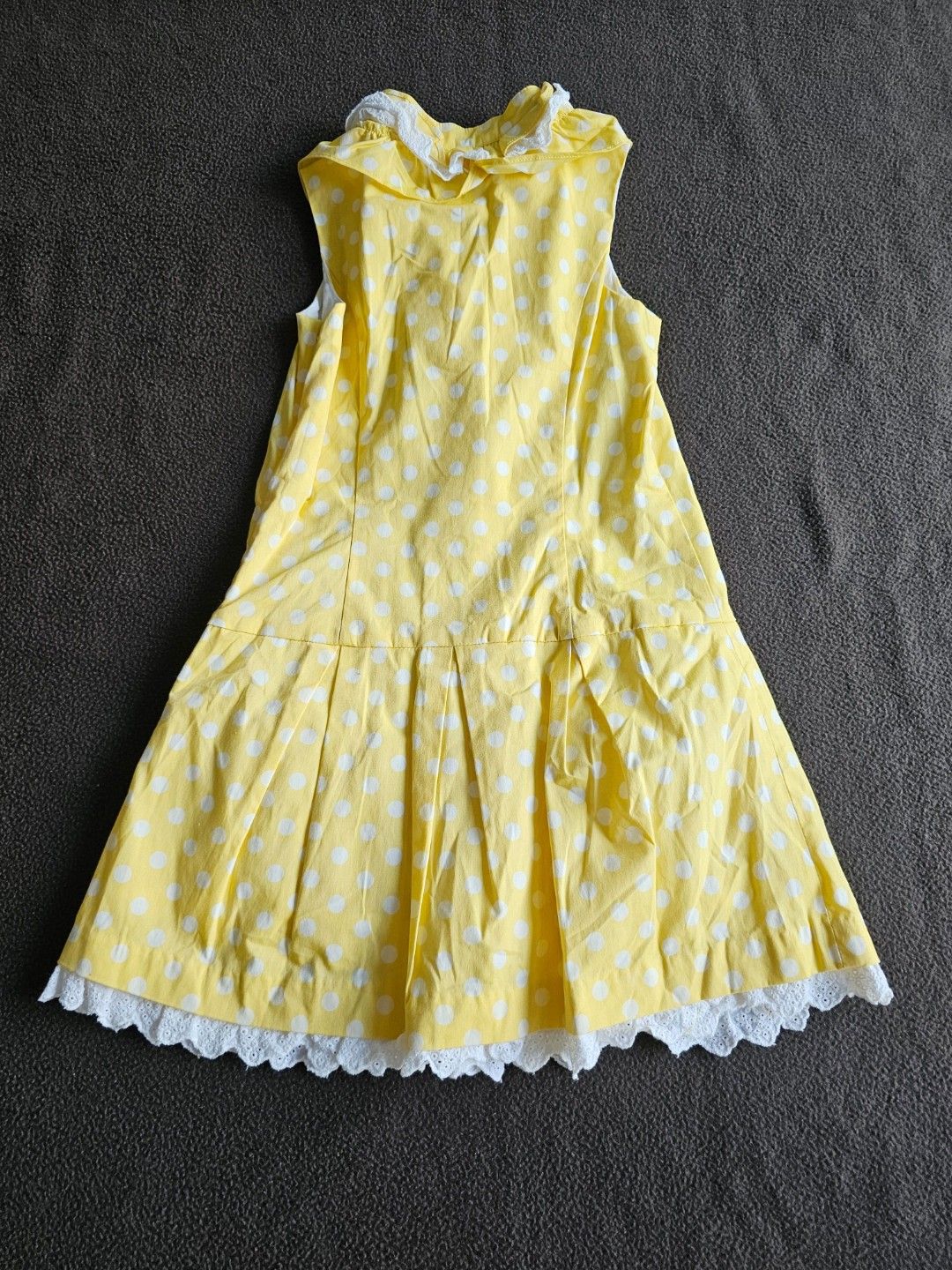 Nicholas & Bears dress (Category: Babies & Kids Fashion) located in Singapore. Submitted by tennis4u2311 (Listing ID 1379363331, Image 2). Description: Brand: Nicholas & Bears Size: 6 years old Condition: like new.