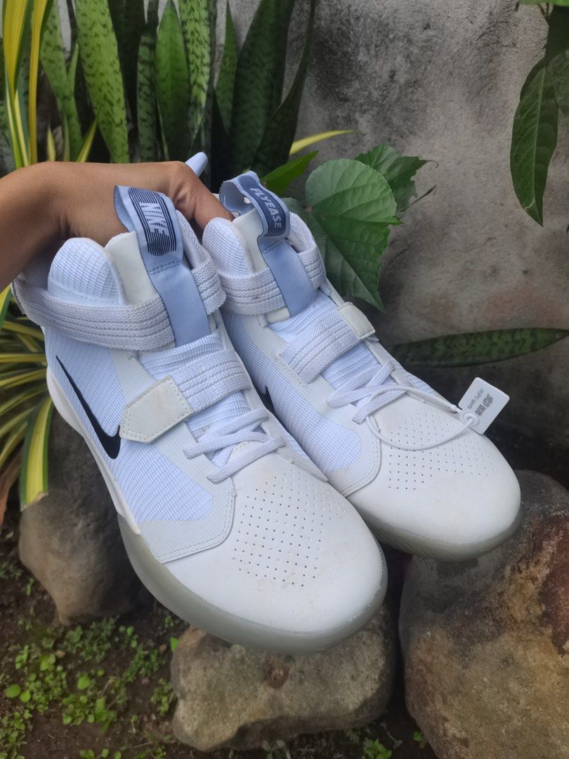 NIKE PRECISION 3 FLYEASE 4E SIZE 9 MENS / 44 EUR (Category: Sneakers) located in Cavite. Submitted by smallbeanstudio (Listing ID 1379361915, Image 2). Description: NIKE PRECISION 3 FLYEASE 4E SIZE 9 MENS / 44 EUR.