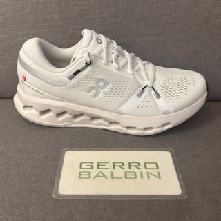 (Category: ) located in . Submitted by gerroofsneakercomplexph (Listing ID 1379420861, Image 1). Description: .