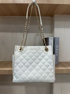 (Kategori: ) berada di . Dikirim oleh honeyid (ID iklan 1161862913, Gambar 1). Deskripsi: .