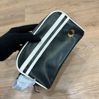 (Category: ) located in . Submitted by isseytansri_its_shoppe (Listing ID 1379381101, Image 1). Description: .