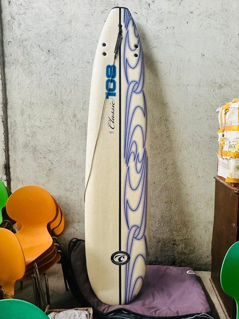 Paddle Board/ long board (Category: Fishing) located in Bulacan. Submitted by kickszz (Listing ID 1379493235, Image 1). Description: For sale‼️ Paddle/ Long Board - 9ft Complete Fins Lanyard Carrying Bag Pm for inquiry🥰.