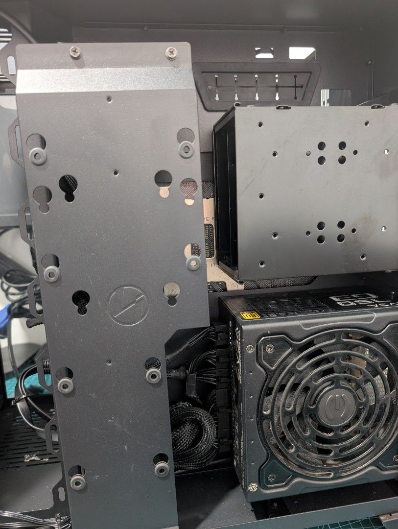Perfect homelab workstation63222780056833114