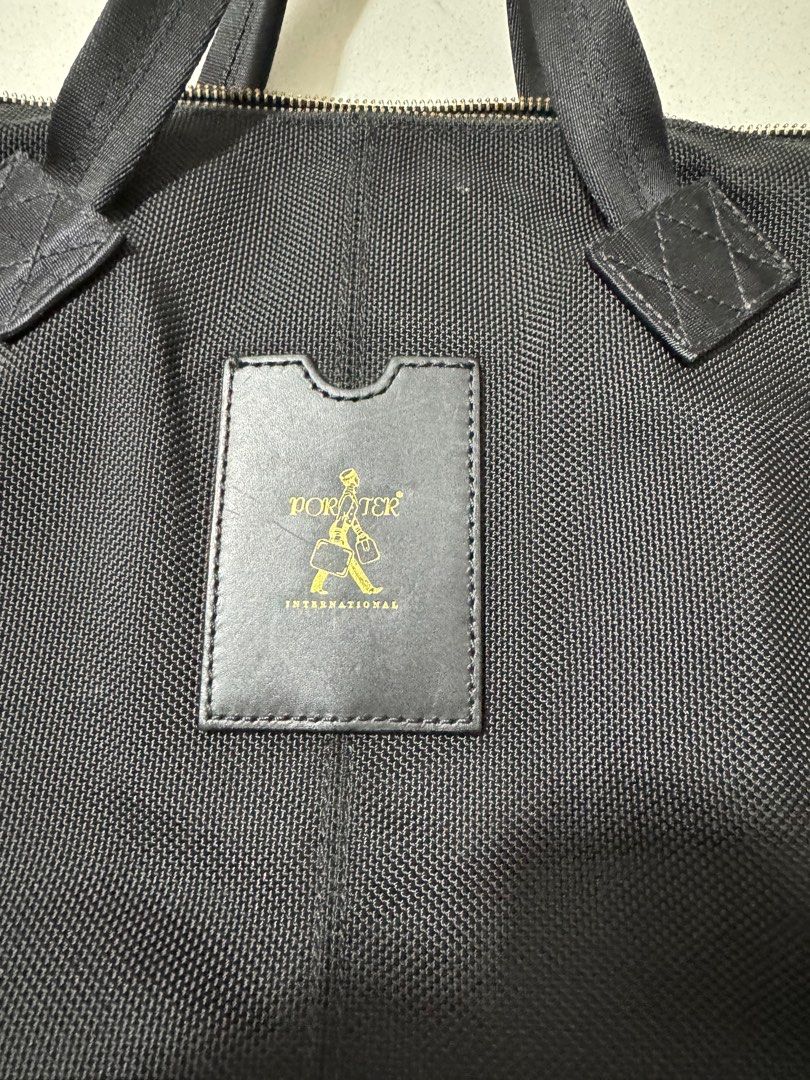 Porter international document bag (Category: Sling Bags) located in Singapore. Submitted by pigshi (Listing ID 1379331295, Image 2). Description: .
