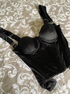 (Category: ) located in . Submitted by buyplsplsbuyplspls (Listing ID 1379341441, Image 1). Description: .