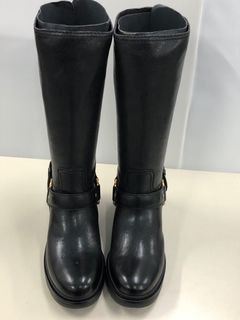 （分類：）位於 。 由 yan62o 提交（商品編號 1379405537，圖片 1）。簡介： 。