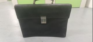 （分類：）位於 。 由 taipan2000 提交（商品編號 1379406217，圖片 1）。簡介： 。