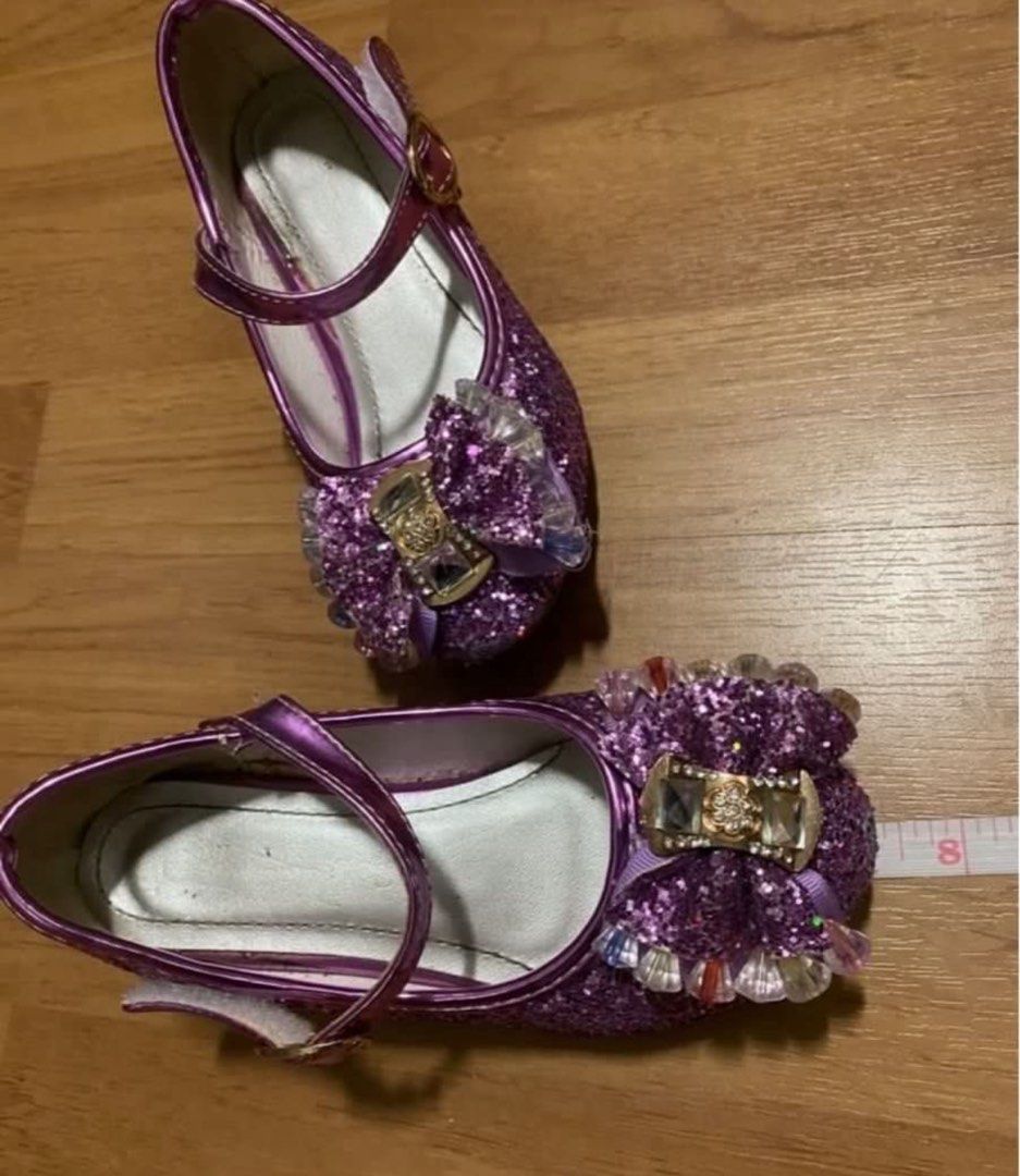 Princess shoes 16cm (Category: Babies & Kids Fashion) located in Singapore. Submitted by krisry (Listing ID 1379347035, Image 2). Description: .