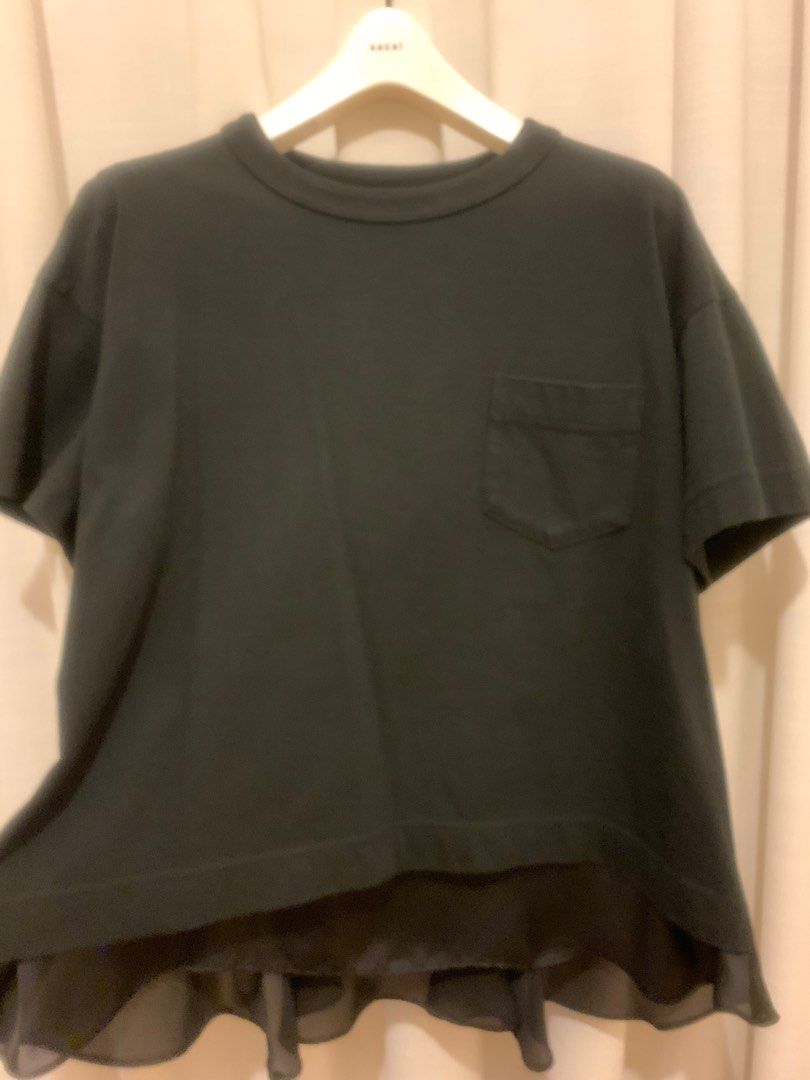 Sacai T- Shirt New Collection Item, 女裝, 上衣, T-shirt Carousell