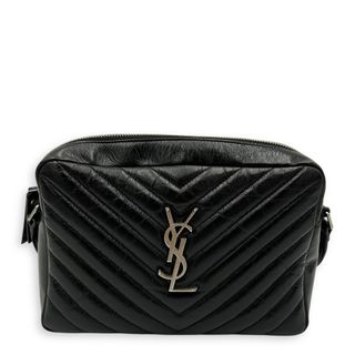 (Category: ) located in . Submitted by carousellluxury (Listing ID 1379388413, Image 1). Description: .