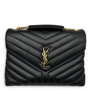 (Category: ) located in . Submitted by carousellluxury (Listing ID 1379360364, Image 1). Description: .