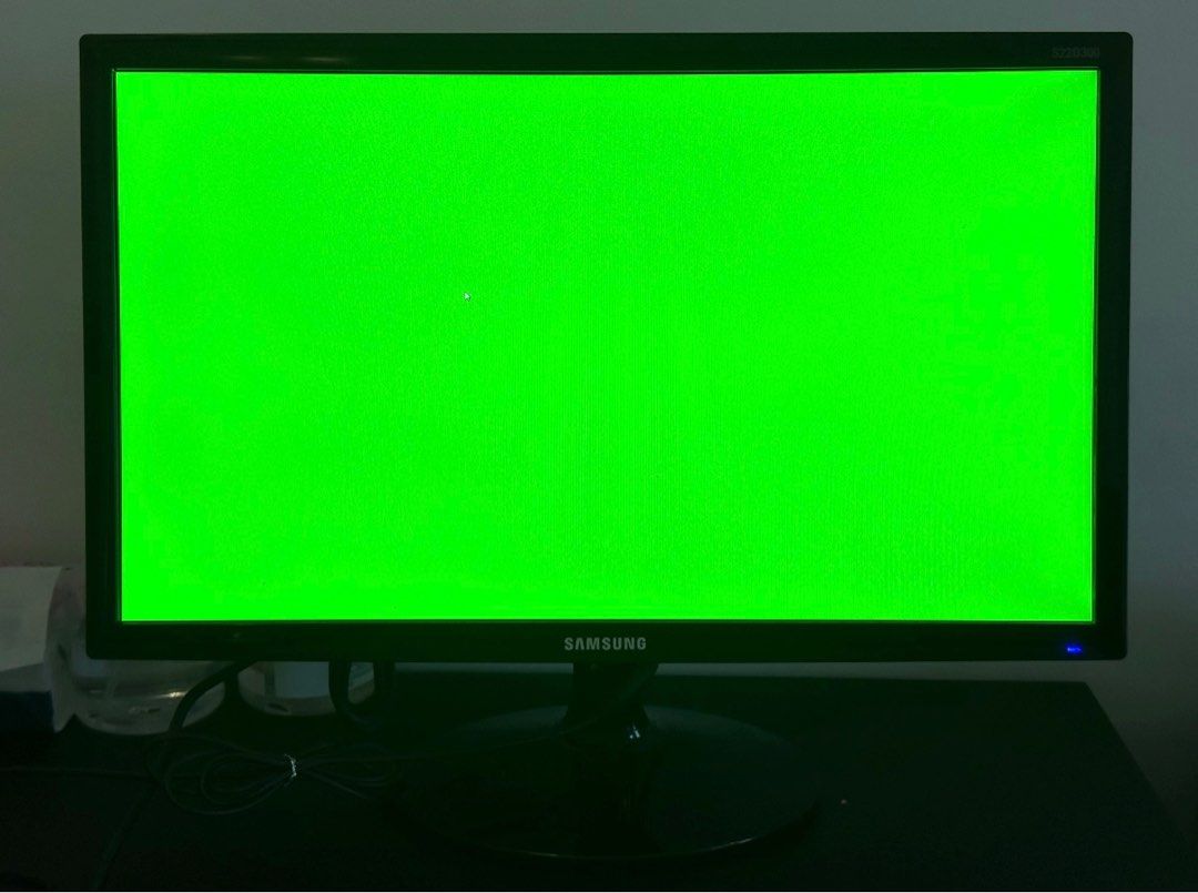 Samsung S22D300HY 24inches 1080p60HZ63224764970370112
