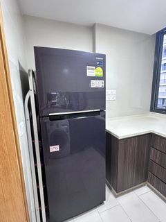 (Category: ) located in . Submitted by mixndiscover (Listing ID 1379353879, Image 1). Description: .