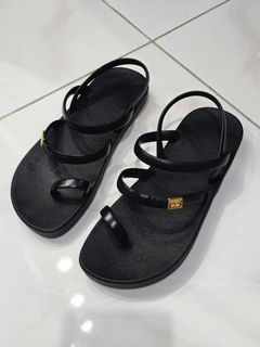 (Kategori: ) berada di . Dikirim oleh tokoserbaadaa (ID iklan 1379388282, Gambar 1). Deskripsi: .