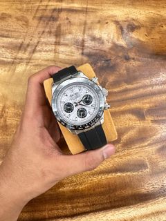 (Category: ) located in . Submitted by jimartisanwatchlegacy (Listing ID 1379460399, Image 1). Description: .