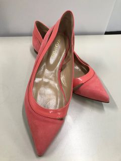 （分類：）位於 。 由 yan62o 提交（商品編號 1379404447，圖片 1）。簡介： 。