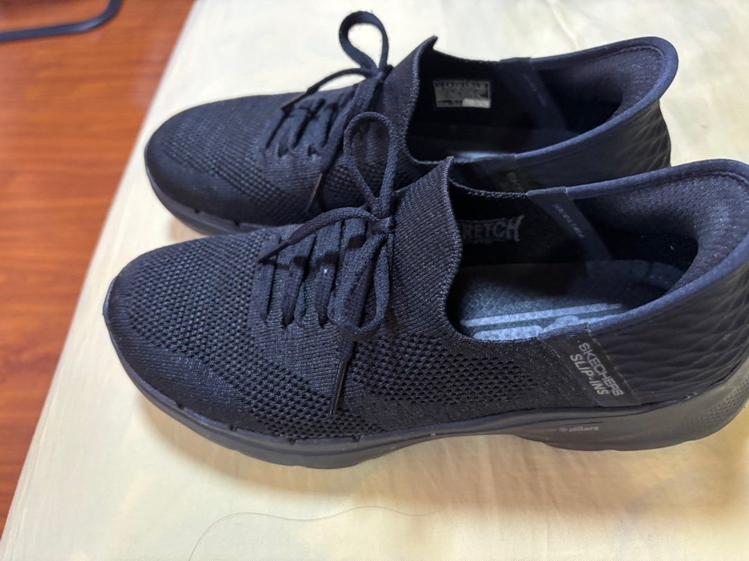 Sketcher sloping (Category: Sneakers) located in Mandaluyong City. Submitted by dsc0313 (Listing ID 1379423765, Image 2). Description: .