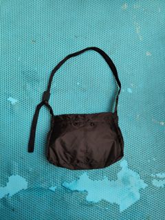 (Kategori: ) berada di . Dikirim oleh tweededinge (ID iklan 1379495618, Gambar 1). Deskripsi: .