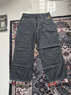 (Category: ) located in . Submitted by azidddd (Listing ID 1379458917, Image 1). Description: .